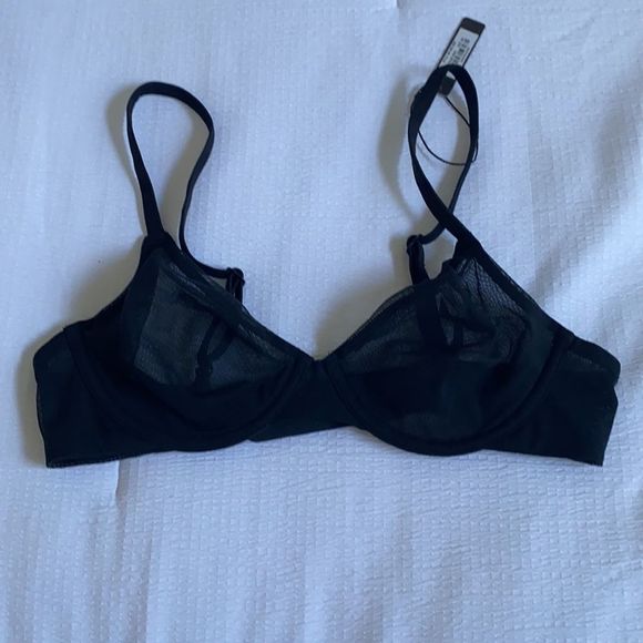 SKIMS
Mesh Underwire Bra In Onyx - Picture 3 of 5